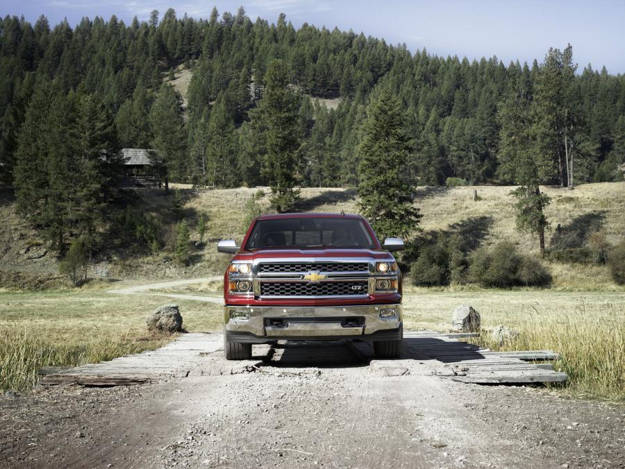 Chevrolet Silverado LTZ 2014 года  (фото 18 из 22)
